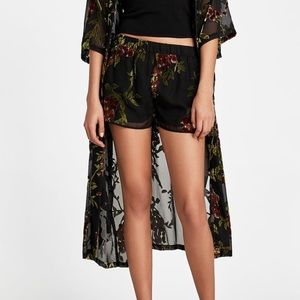 NEW WITH TAG - Zara Black and Velvet Shorts